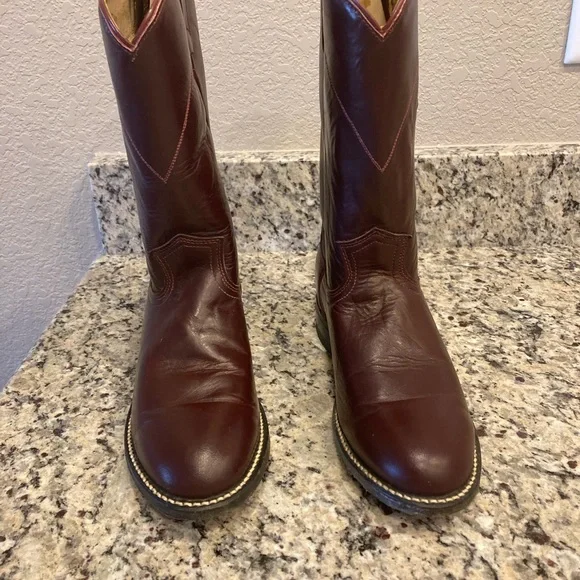 Dan Post Roper - Picture 1 of 13